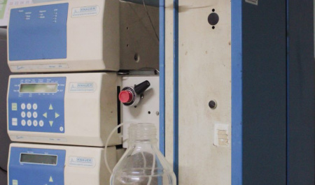 High performance Liquid Chromatography (HPLC) 