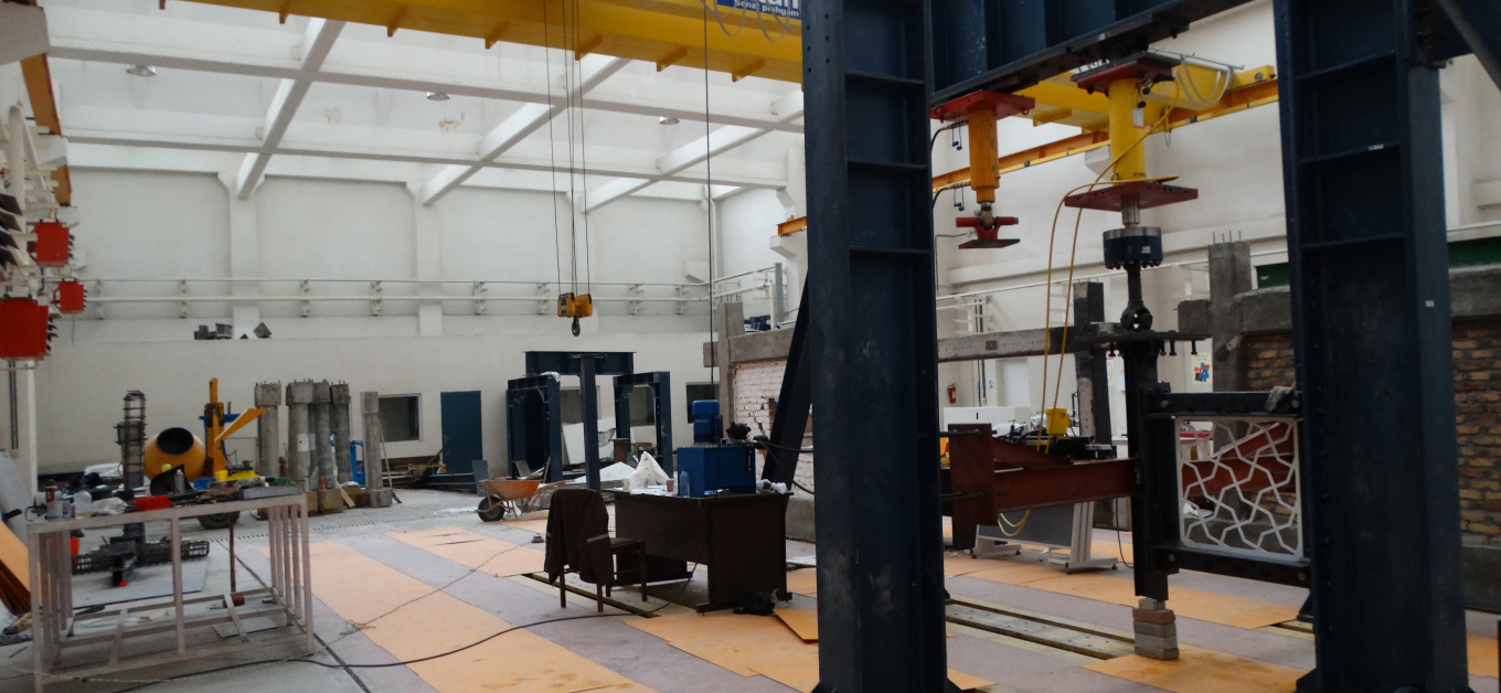 دانشکده مهندسی عمران