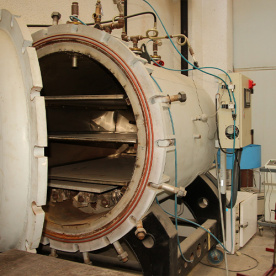 Autoclave (High Pressure and Temperature)