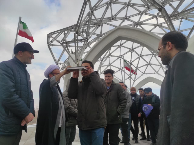 اعزام دانشجویان به اردوی فرهنگی زیارتی مشهد مقدس