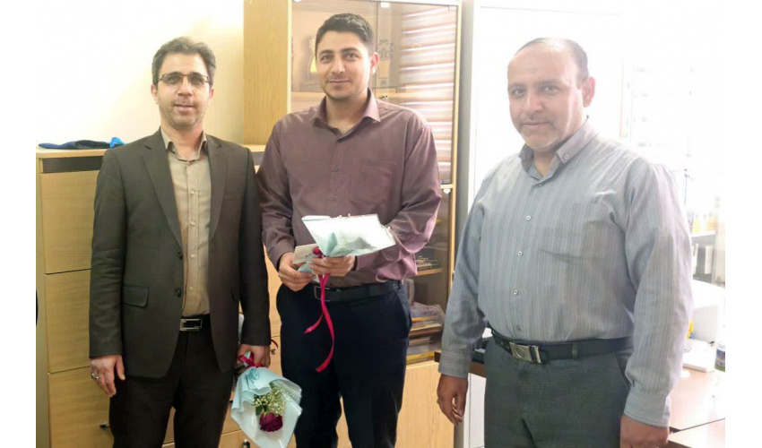 دانشگاه صنعتی سهند تبریز از تمامی کارکنان محترمی که با ازدواج و فرزندآوری، گامی در جهت تحکیم بنیان خانواده و افزایش جمعیت برداشته‌اند، تقدیر و تشکر می‌نماید.