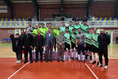 قهرمانی تیم فوتسال دانشکده مهندسی برق در مسابقات درون‌دانشگاهی