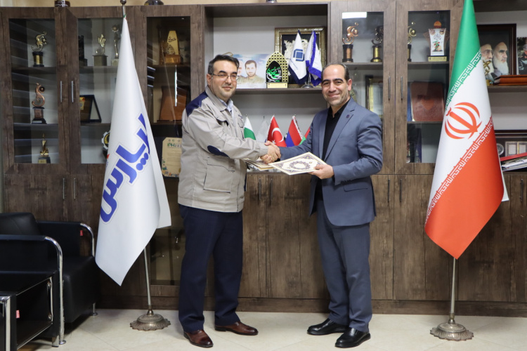 عقد قرارداد جامع میان دانشگاه صنعتی تبریز و شرکت کلرپارس به ارزش هزار میلیارد ریال