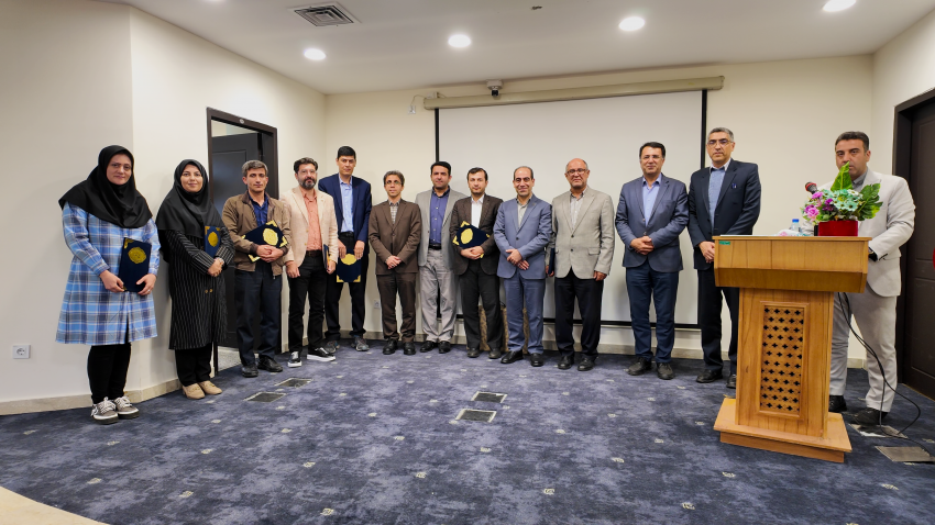 مراسم بزرگداشت روز معلم و تجلیل از سرآمدان علمی در دانشگاه صنعتی تبریز برگزار شد