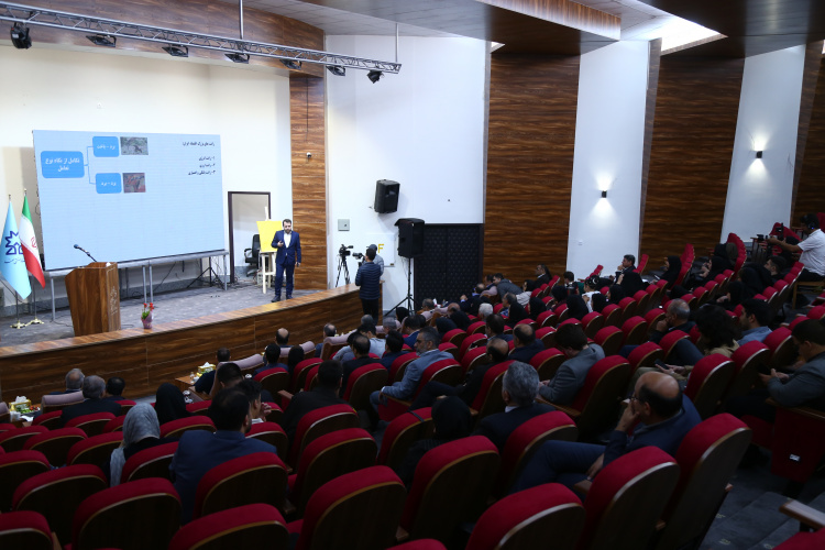 اقتصاد دانش‌بنیان، مسیر خود را از دل ارتباطات آغاز می‌کند